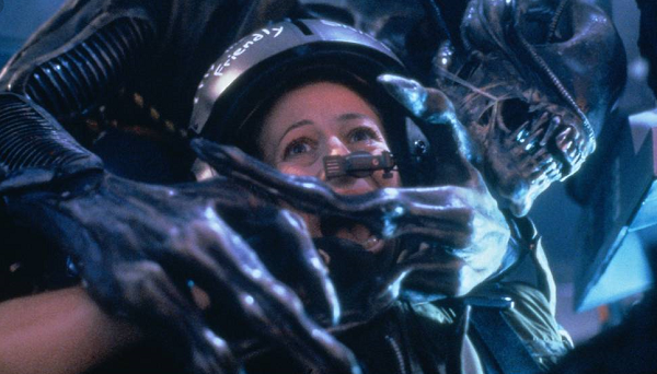 エイリアン2シーン