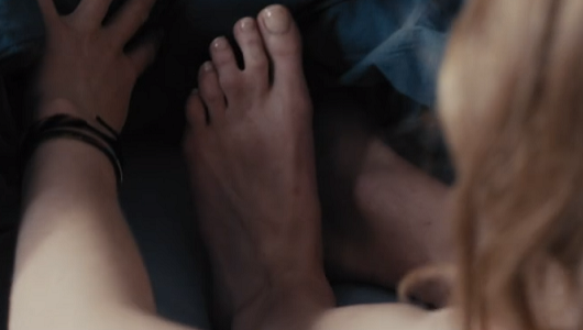 ミアのくっついた足の指