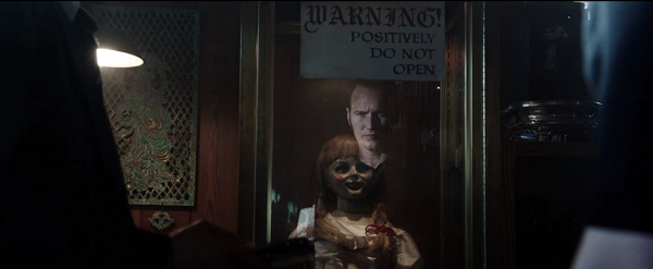 エドとアナベル人形