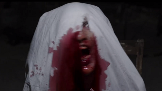 悪霊に取り憑かれた女性