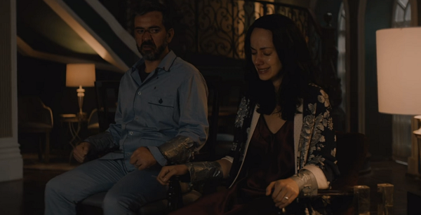 縛られた上院議員&アンジェリカ