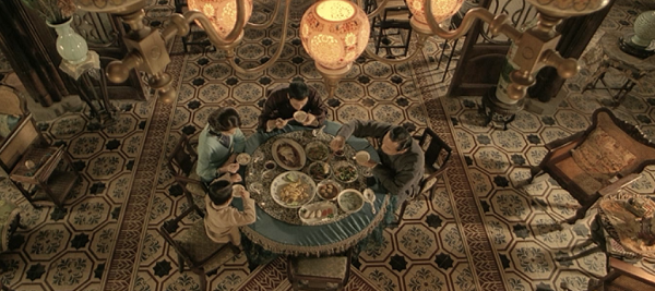 イップ・マン家族&リュウ師範食事中