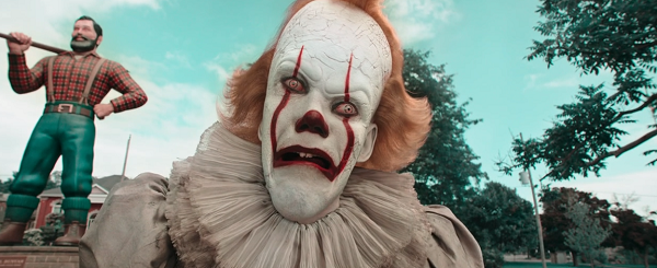 顔が崩れたペニー・ワイズ