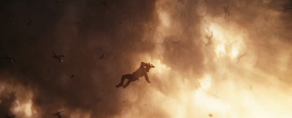 落下する兵士たち